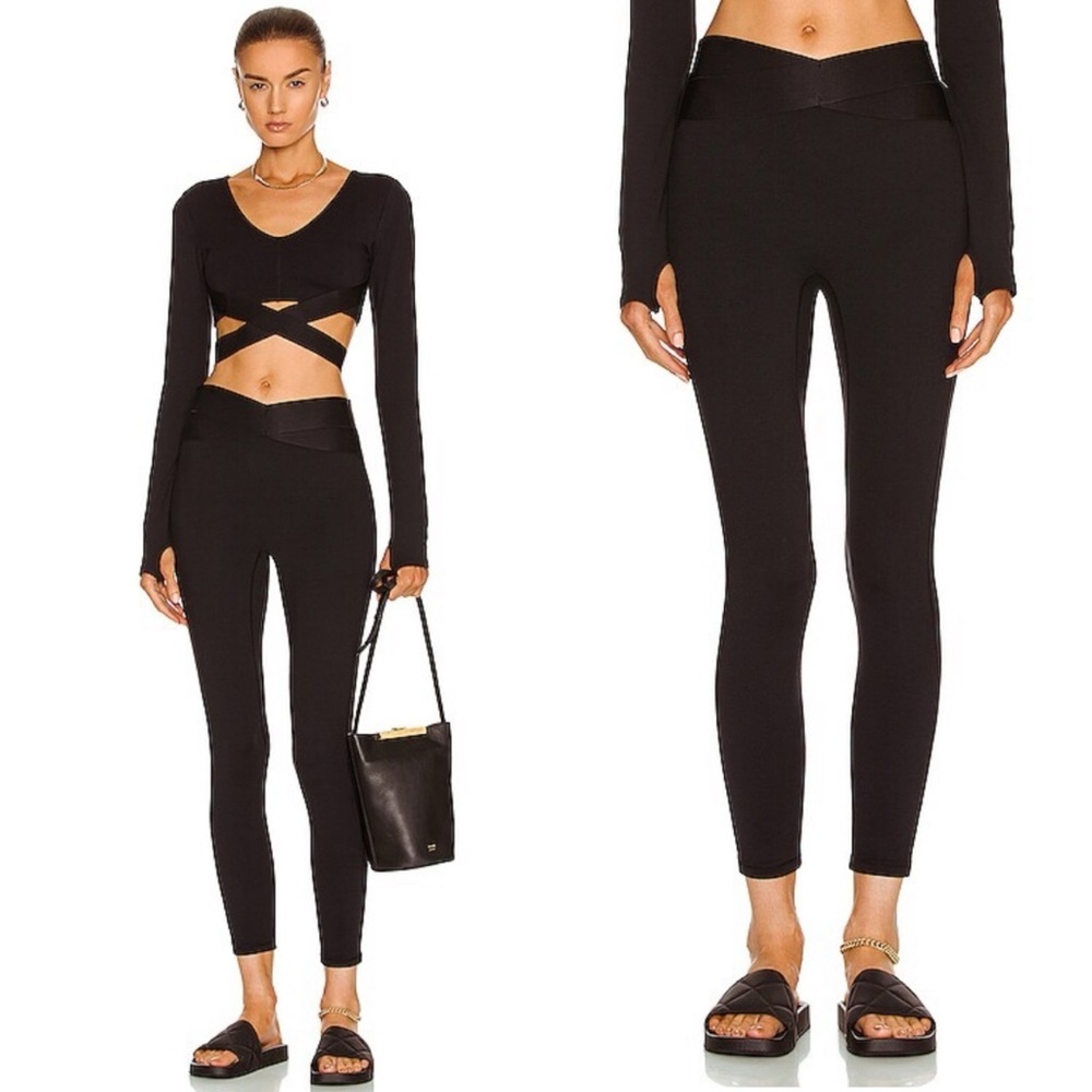 Bandier Le Ore Corso Crossover Leggings in Black Size Small